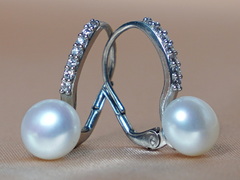 Perlové náušnice BC021SBE-W Perlové náušnice BC021SBE-W-2.JPG BC021SBE-W