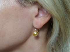 Zlaté náušnice 14K z perel Jižního Pacifiku a briliantů BC022YE-G Perlové náušnice BC022YE-G-7.JPG BC022YE-G