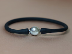 Perlový náramek TPBRSA Perlový náramok s pravou tahitskou perlou TPBRSA.2.JPG TPBRSA