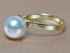 Zlatý prsten s japonskou akoya perlou a briliantem BC04YR-A Prsteň s perlou BC04YR-A-1.JPG BC04YR-A