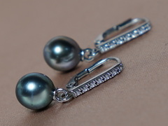 Stříbrné perlové náušnice s tahitskými perlami BC024SE-T Strieborné náušnce s tahitskými perlami BC024SE-T.1.JPG BC024SE-T