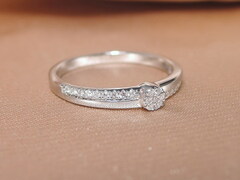 Zásnubní prsten M525RJ Zásnubný prsteň M525RJ 3.jpg M525RJ