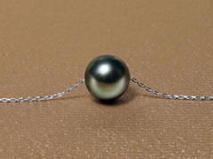 Zlatý náhrdelník 14K s černou tahitskou perlou AAA TPN777AAAwG Zlatá retiazka s tahitskou perlou TPN777AAAwG.1.JPG TPN777AAAwG