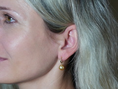 Zlaté náušnice 14K z perel Jižního Pacifiku WW017YE-G Zlaté náušnice 14K z perál Južného Pacifiku WW017YE-G.JPG WW017YE-G