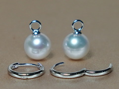 Zlaté náušnice 14K z perel Jižního Pacifiku WW017WE-W Zlaté náušnice krúžky s pravou perlou WW017WE-W.2.JPG WW017WE-W