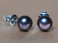 Zlaté náušnice 14K s pravou černou perlou FE585AAAwB Zlaté náušnice s pravou perlou FE585AAAwB-2.JPG FE585AAAwB