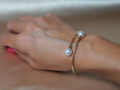 Zlatý náramek 18 kt. s perlami Jižního Pacifiku WPB100y-B Zlatý náramok 18 kt. s perlami Južného Pacifiku WPB100y-B.1.JPG WPB100y-B