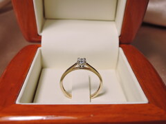 Prsten s diamantem M52215RJ Zlatý prsteň s diamantom M52215RJ 1.jpg M52215RJ