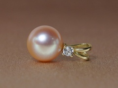 privesok-s-perlou-a dimantom bc025yfp-p.JPG BC025YFP-P