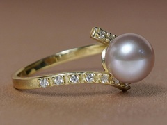 Zlatý prsten 14K s perlou BC029YFR-L prsten-s-perlou-14Kzlato-bc029yfr-l.JPG BC029YFR-L