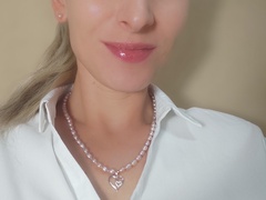 ružové perly modelka.jpg PS011
